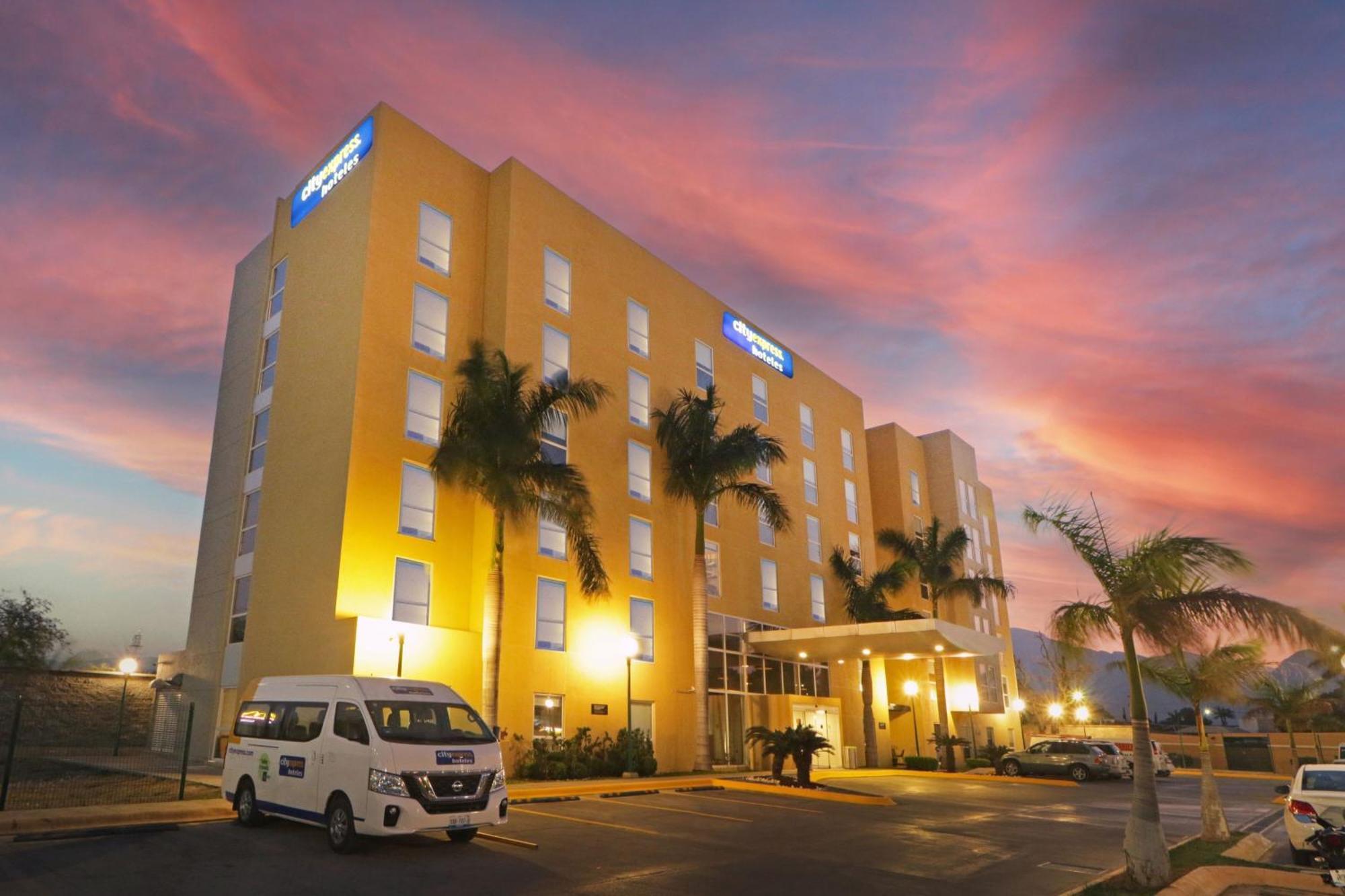 City Express By Marriott Ciudad Victoria Eksteriør billede